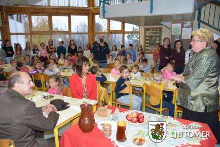 Slovenski zajtrk v vrtcih in šolah 1